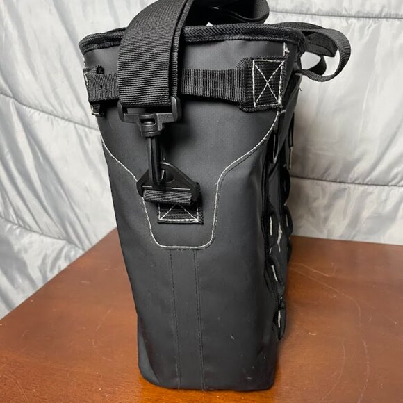 Urban Peak Nylon Rectangle Cooler Duralast Logo Black Drinks Cooler Picnic Camp - Picture 6 of 11